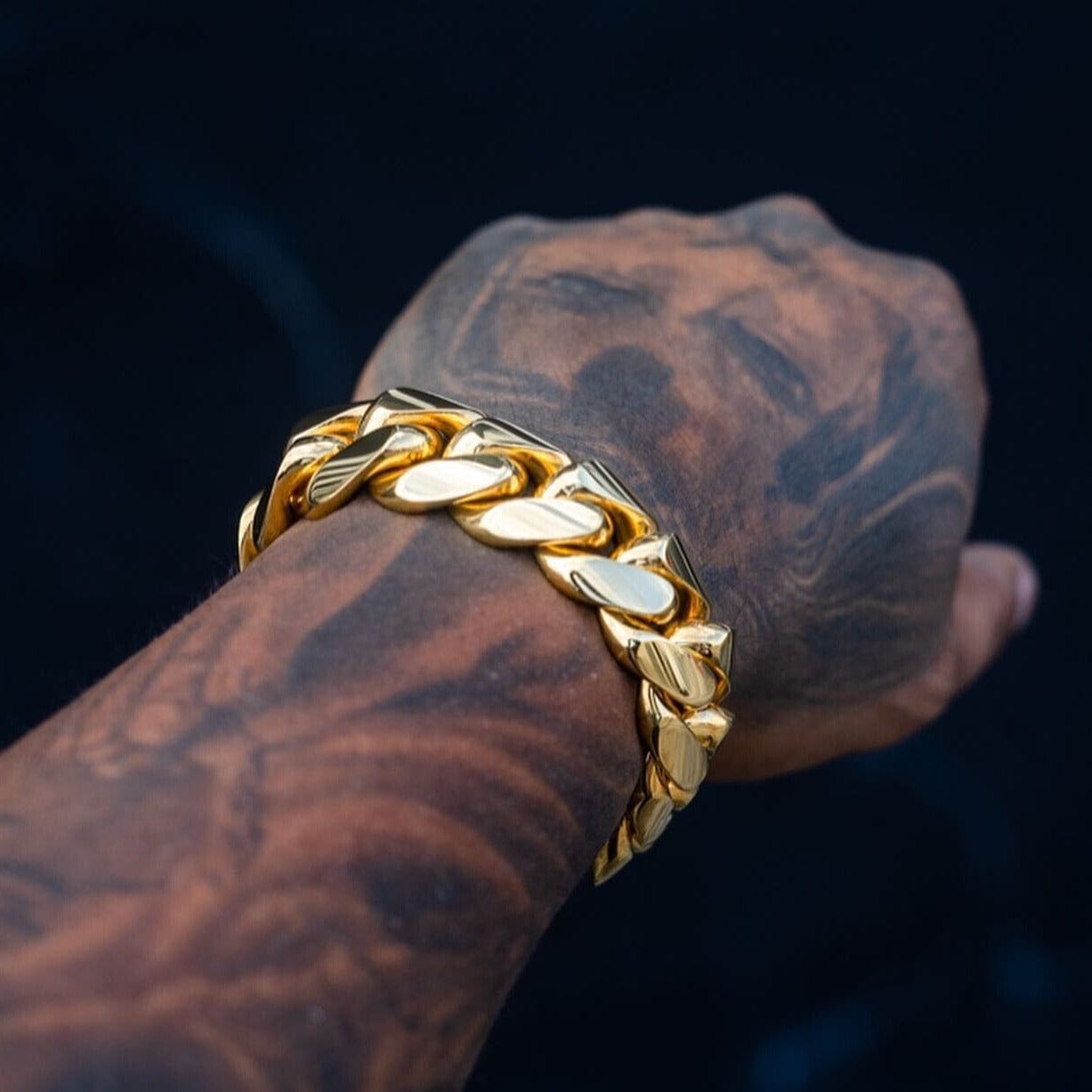 Cubiox™️ | Gold Bracelet Design On Men Cuban Bracelet Bangle For Men Cubiox™️ Gold Cuban Bracelet for Men Zaavio®