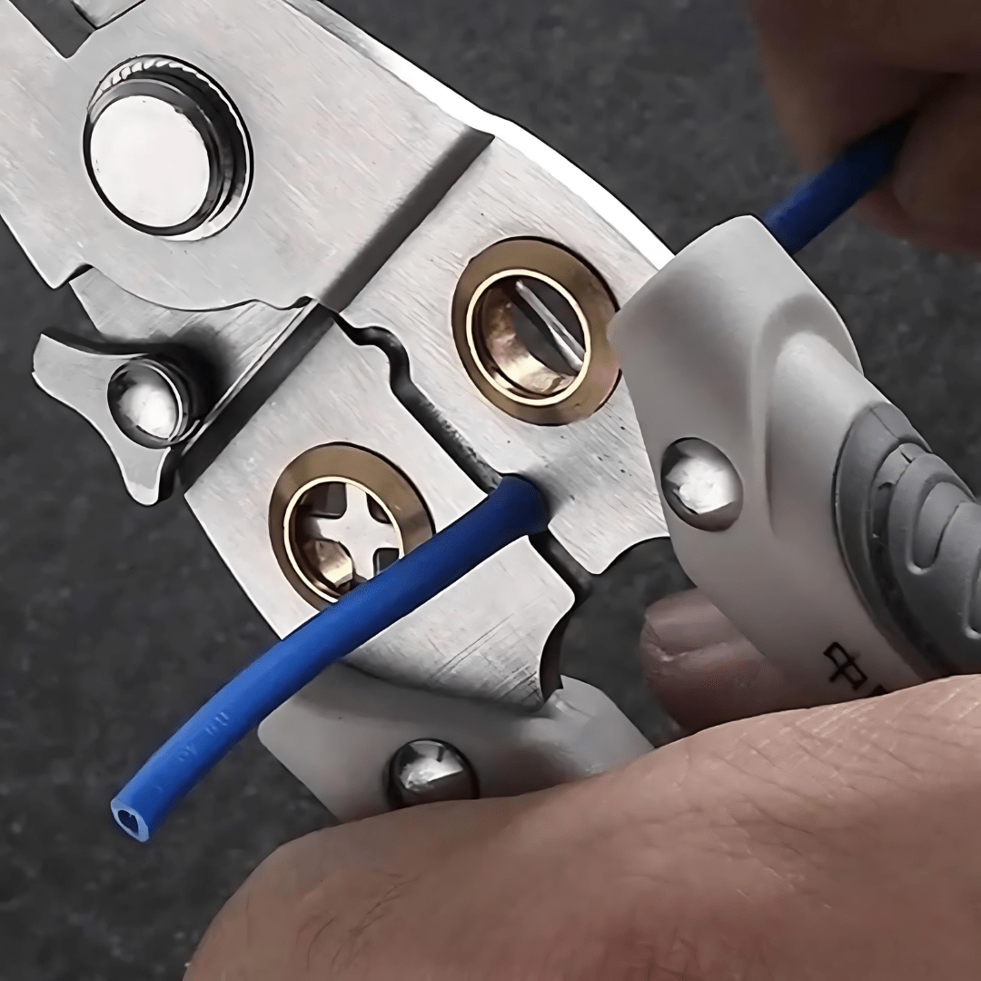 GripLoxio™️ | Wire Stripper Cutter Tool Cable Hand Cutter Electrician Tool GripLoxio™️ Multi-functional Wire Stripper & Cutter Zaavio®