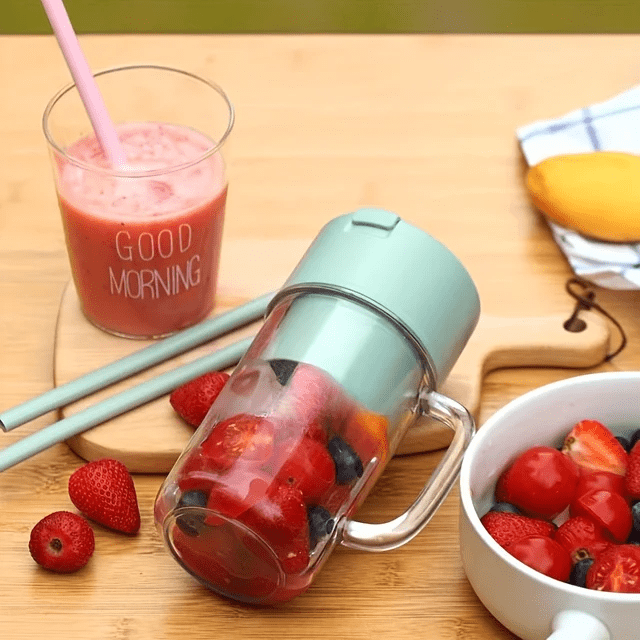 Juicer Mixer Handle Blender Portable Juicer Fruit Blender - ZipPuree™️ 2 In 1 Portable Crusher Juicer With Handle & Straw ZipPuree™️ 2 In 1 Portable Crusher Juicer With Handle & Straw Zaavio®