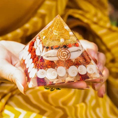 Laxmi Pyramid Shri Yantra Gomti Chakra Zaavio®